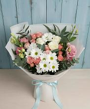 Букет цветов из:  Розы, Лизиантусы и Хризантемы #REPLACE_PRED# Румянцево