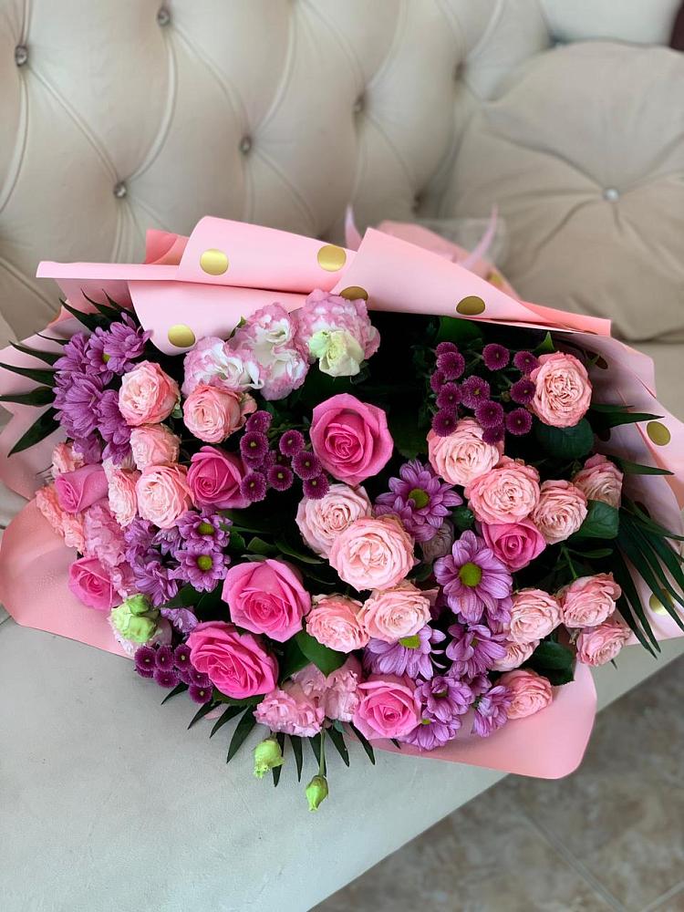 Букет цветов из: Хризантемы, Розы и Лизиантусы в Румянцево