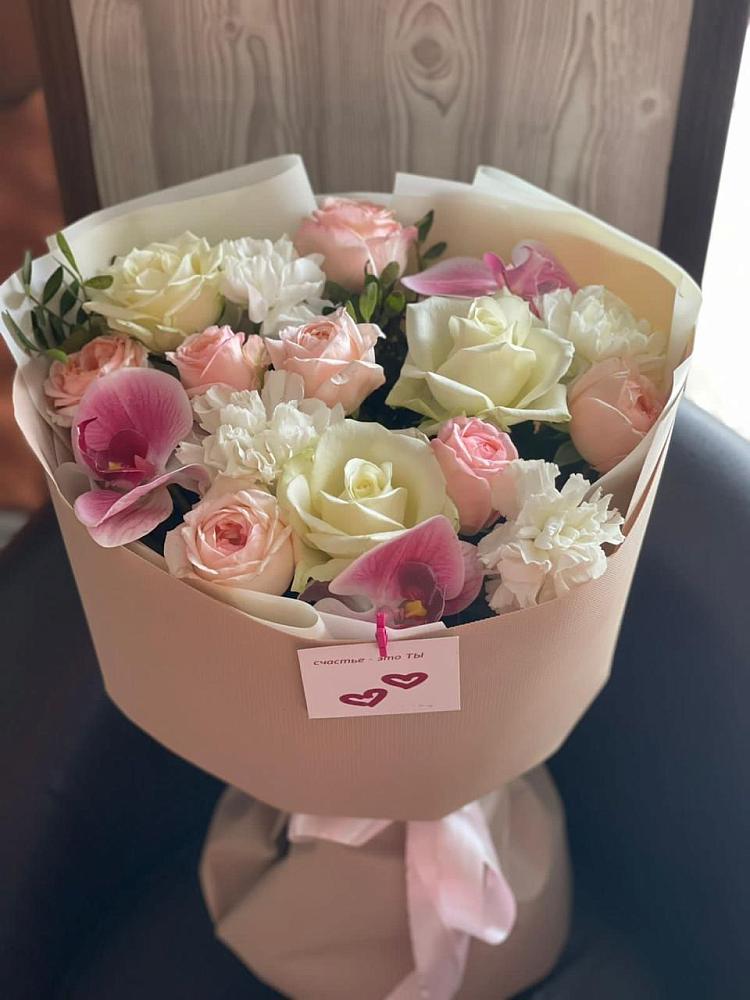 Букет цветов из: Орхидеи, Розы и Гвоздики в Румянцево