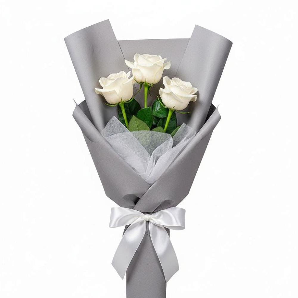 Букет 3 белые розы в Румянцево