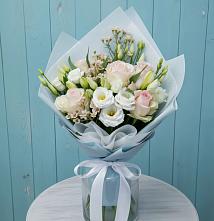Букет цветов из:  Розы и Лизиантусы #REPLACE_PRED# Румянцево