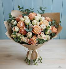 Букет цветов из:  Альстромерии и Розы в Румянцево
